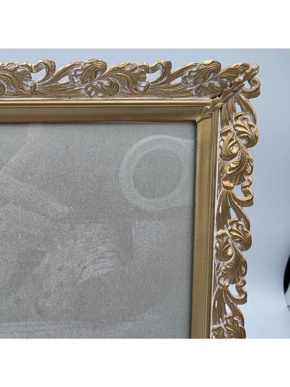 Vintage Gold-Tone Ornate Floral Picture Frame Filigree Hollywood Regency 8x10" - Picture 3 of 10